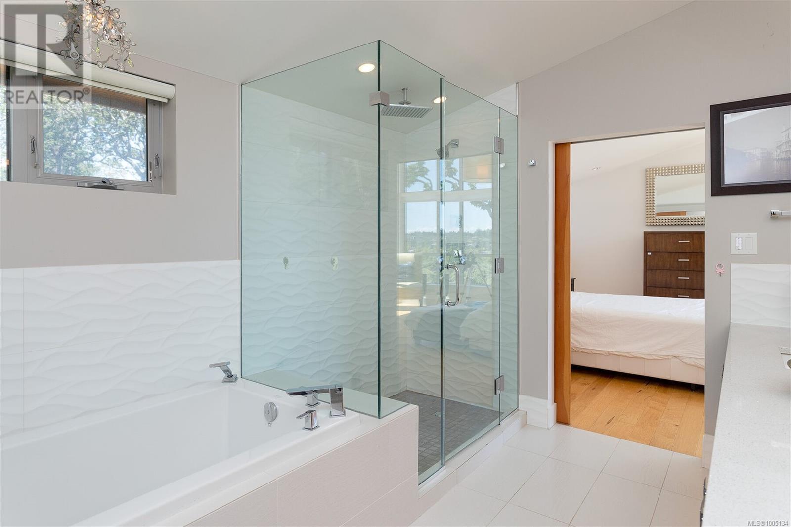 Photo 19 of 2597 Vista Bay Rd, Saanich BC