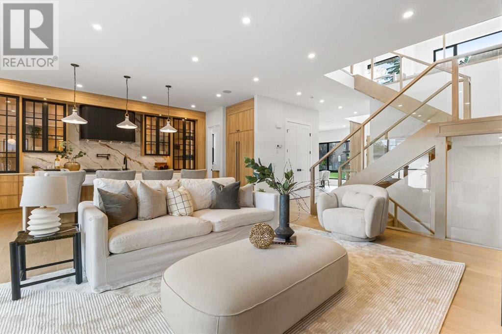 Single Family House for Sale in   Avenue NE Winston Heights/Mountview Calgary 