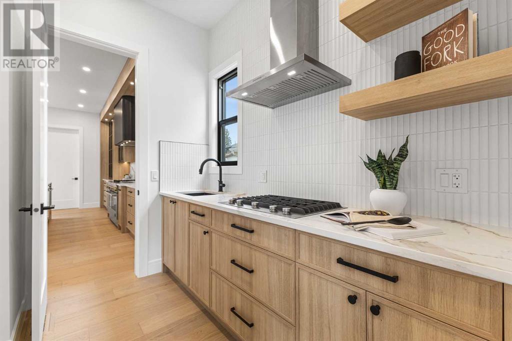 Single Family House for Sale in   Avenue NE Winston Heights/Mountview Calgary 
