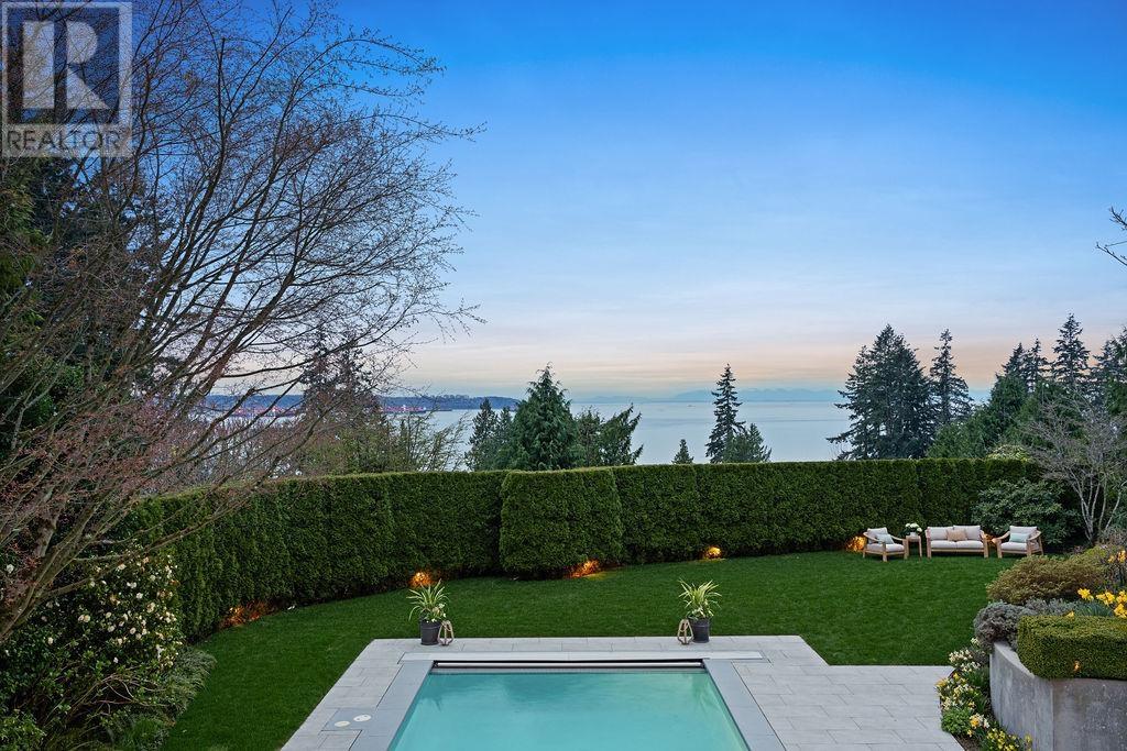 2964 MATHERS CRESCENT, West Vancouver
