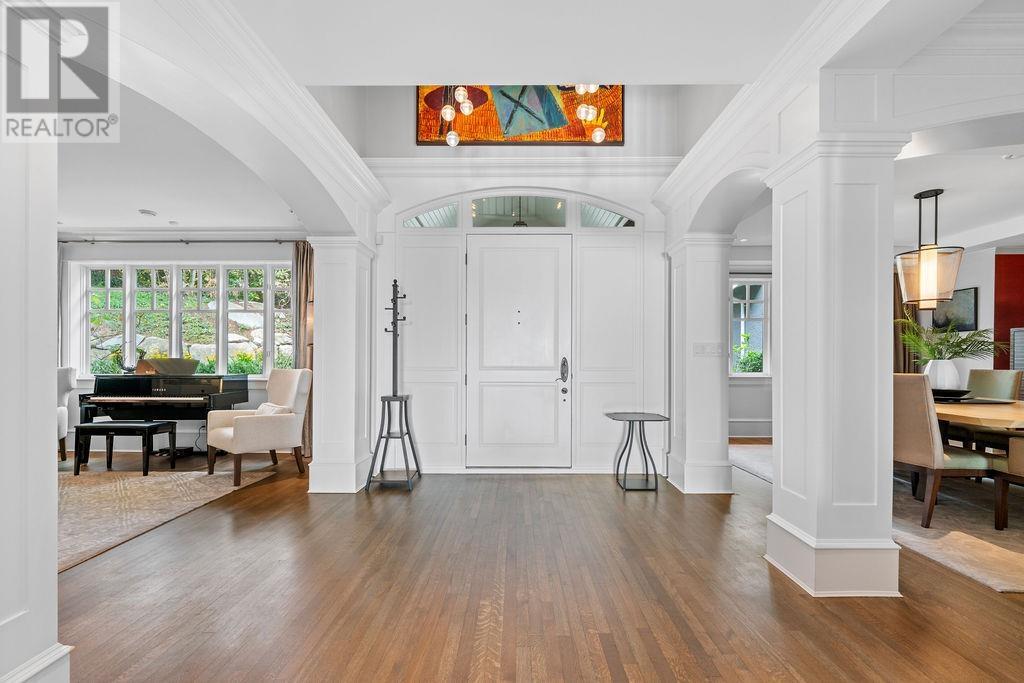 2964 MATHERS CRESCENT, West Vancouver