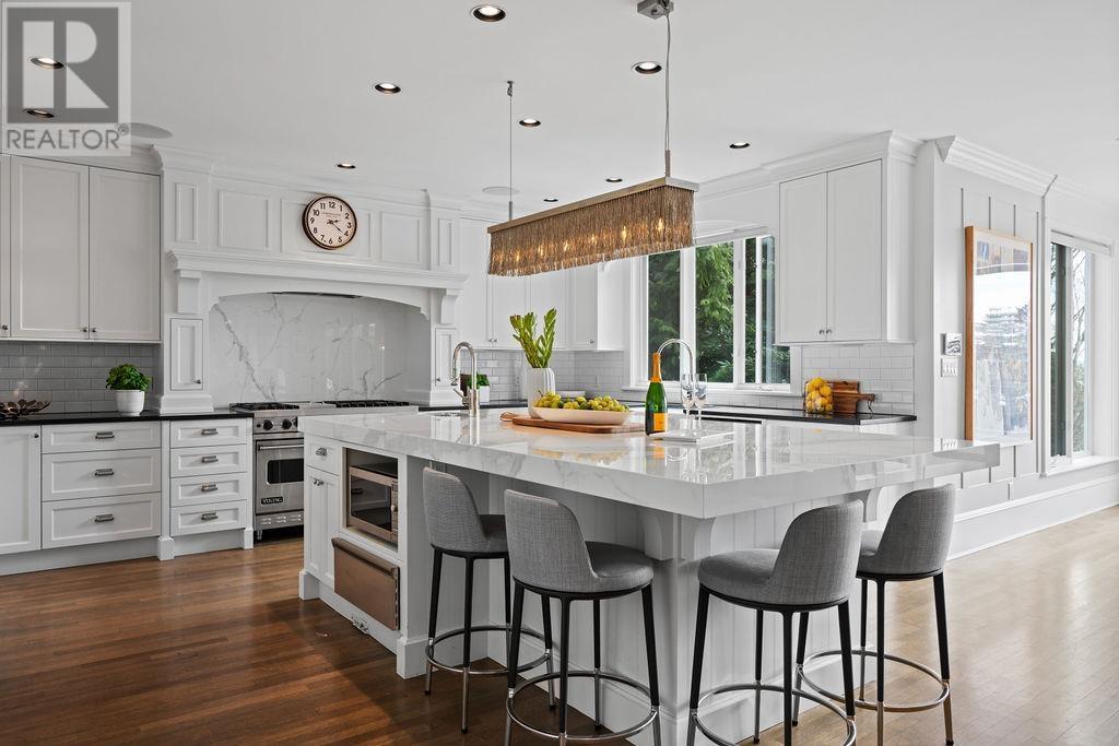 2964 MATHERS CRESCENT, West Vancouver