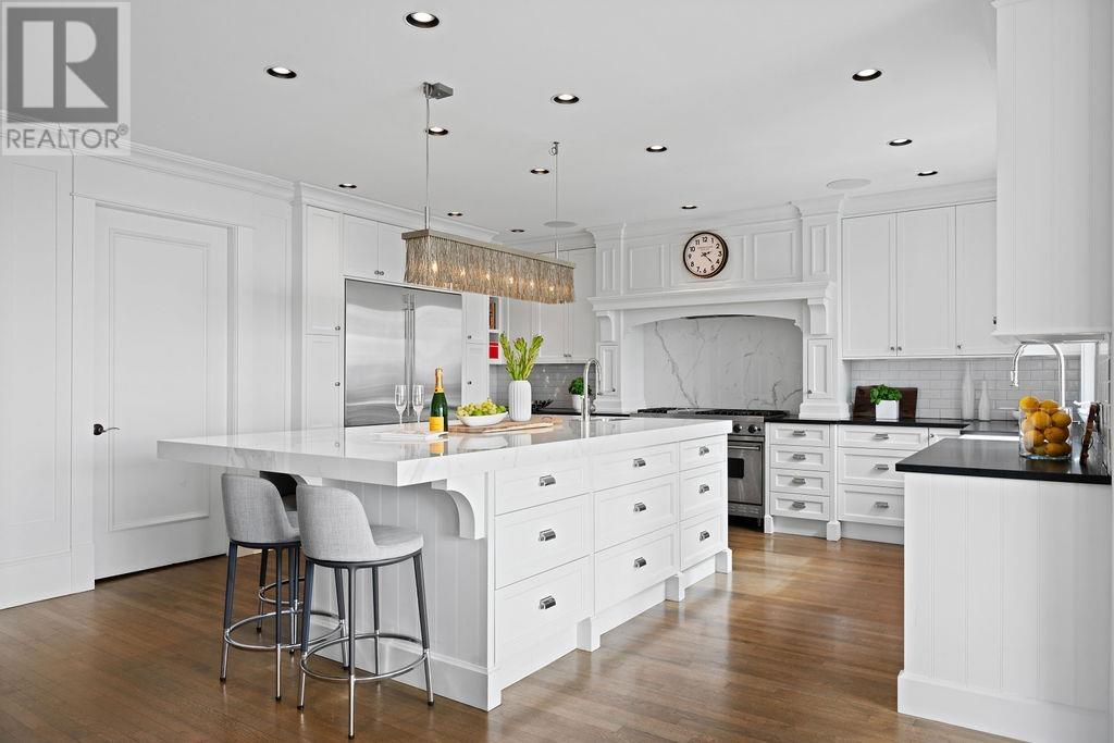2964 MATHERS CRESCENT, West Vancouver