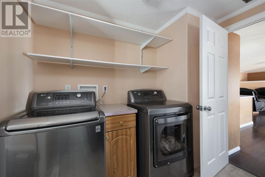 Photo 12 of 293 Grenfell Crescent, Fort Mcmurray AB