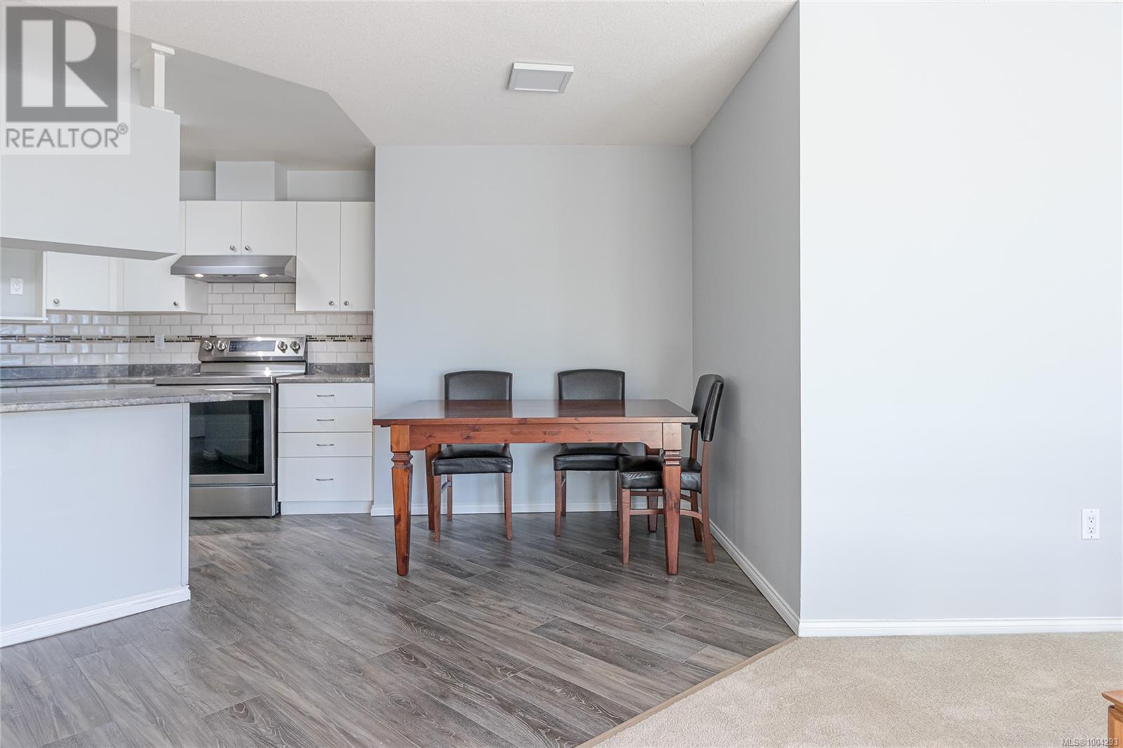 #406 770 POPLAR ST - Image 10
