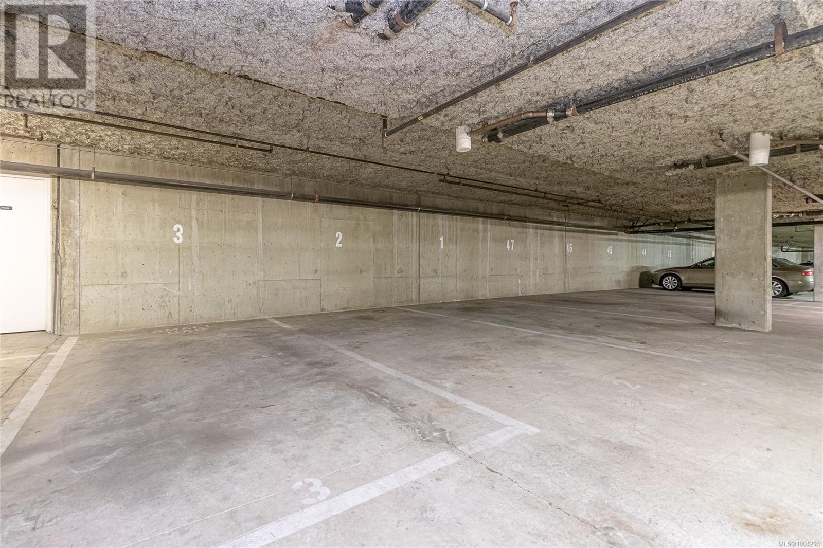 #406 770 POPLAR ST - Image 33