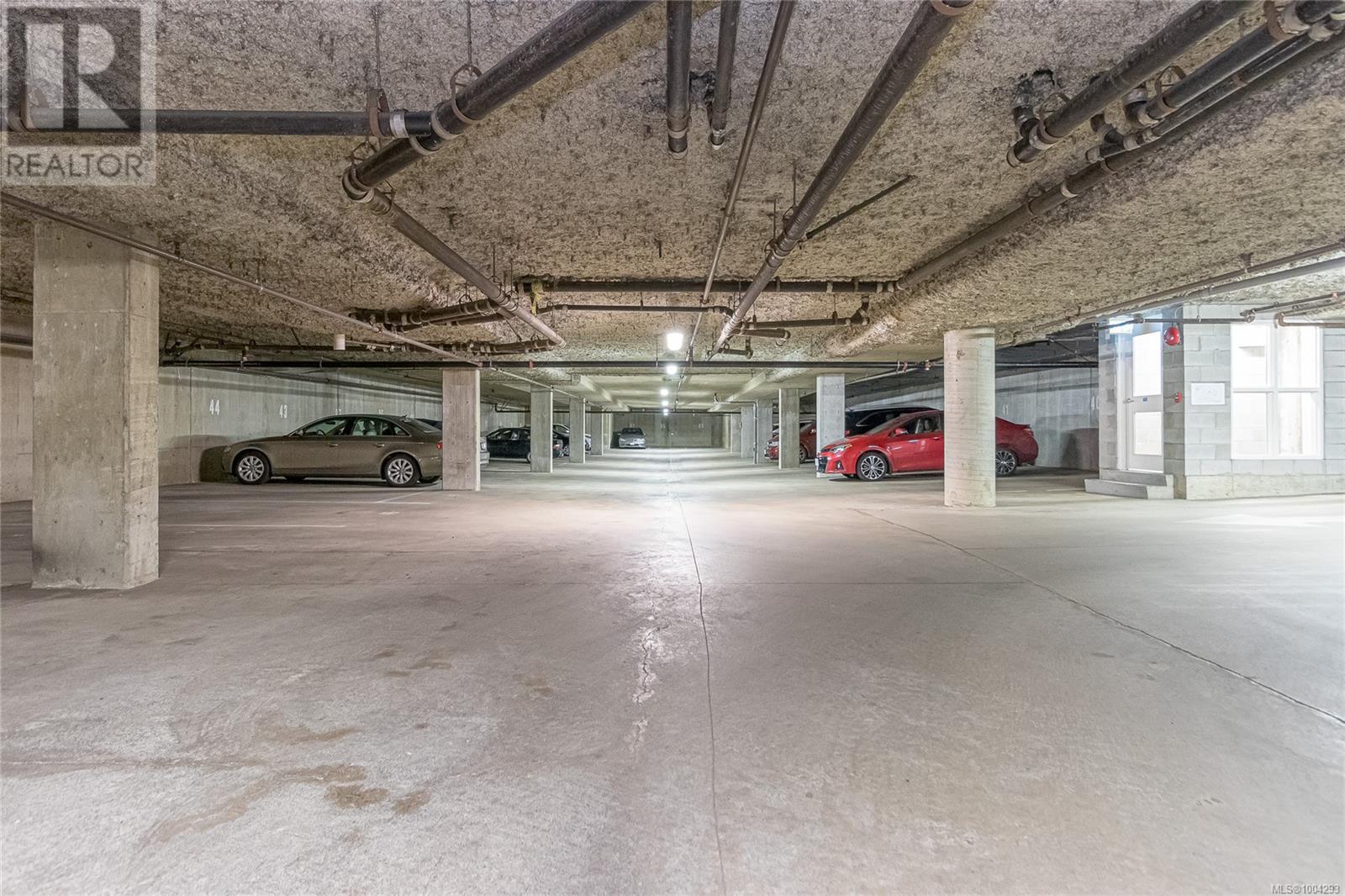 #406 770 POPLAR ST - Image 34