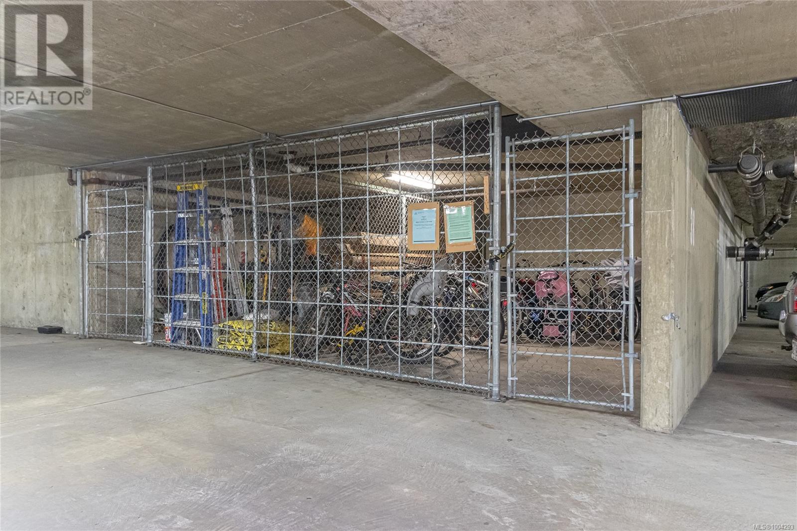 #406 770 POPLAR ST - Image 35