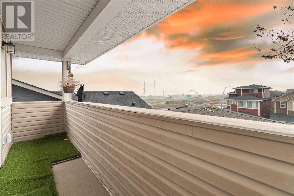 Single Family House for Sale in  SADDLESTONE Park NE Saddle Ridge Calgary 