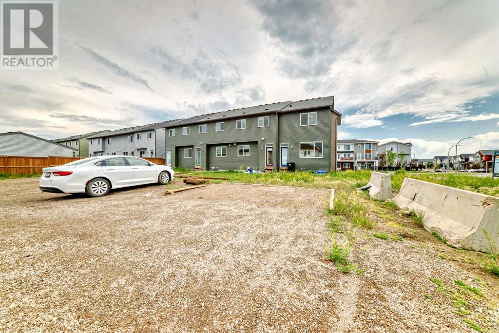 Single Family House for Sale in  Savanna Boulevard NE Saddle Ridge Calgary 