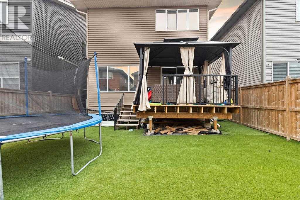 Single Family House for Sale in  SADDLESTONE Park NE Saddle Ridge Calgary 