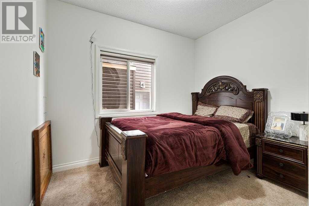 Single Family House for Sale in  SADDLESTONE Park NE Saddle Ridge Calgary 