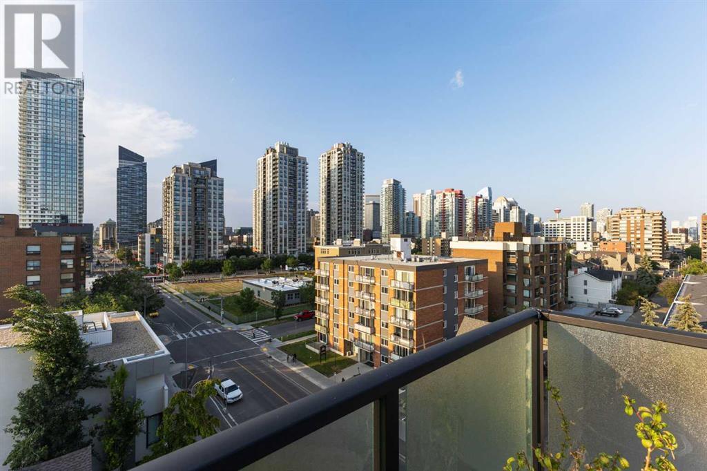 Single Family House Multi-level for Sale in    Avenue SW Beltline Calgary 