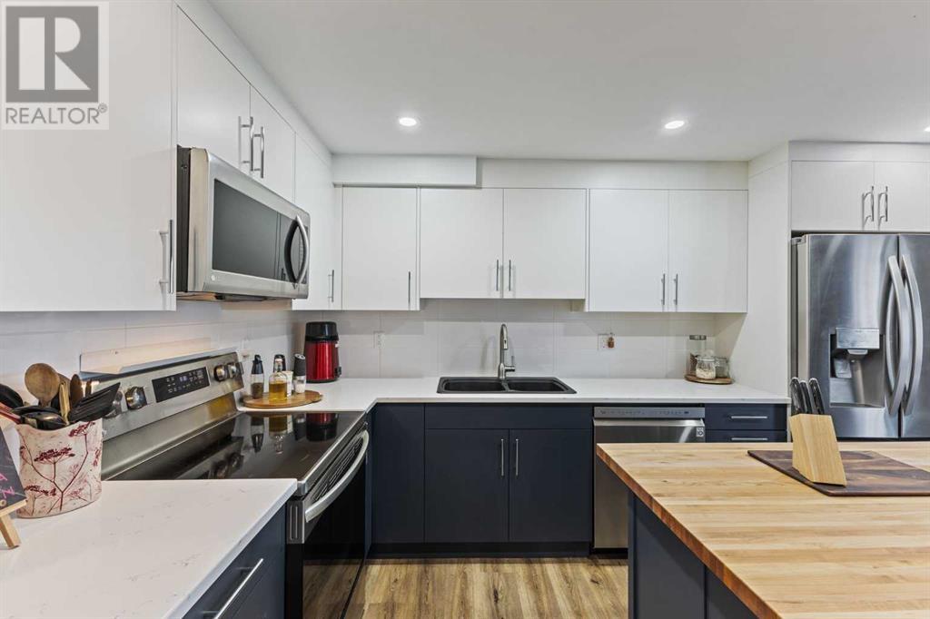 Single Family House Multi-level for Sale in    Avenue SW Beltline Calgary 
