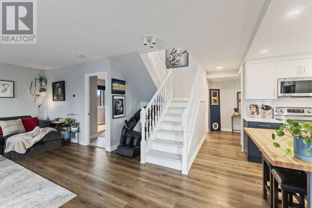 Single Family House Multi-level for Sale in    Avenue SW Beltline Calgary 