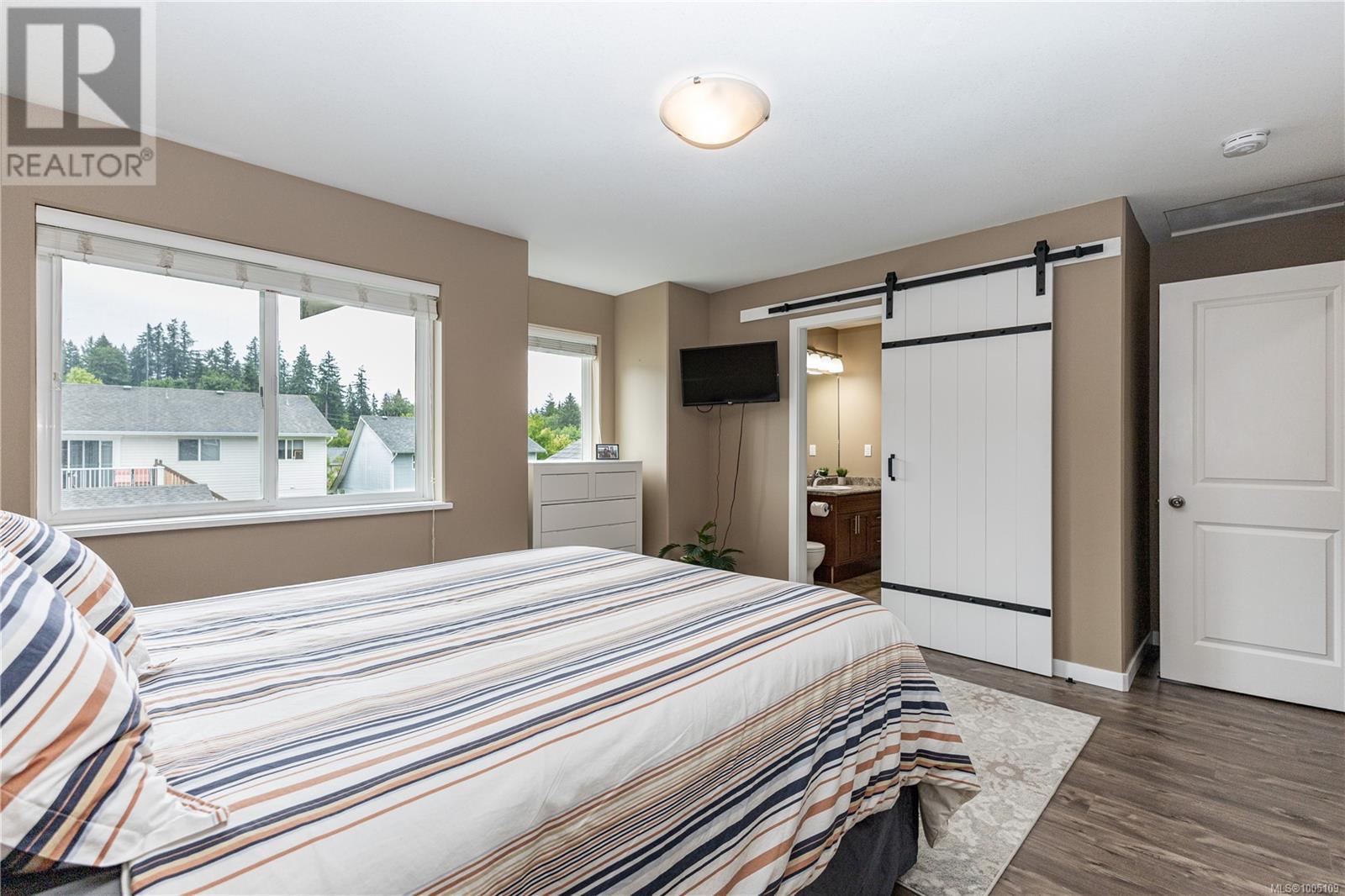 #3 1340 CREEKSIDE WAY - Image 24