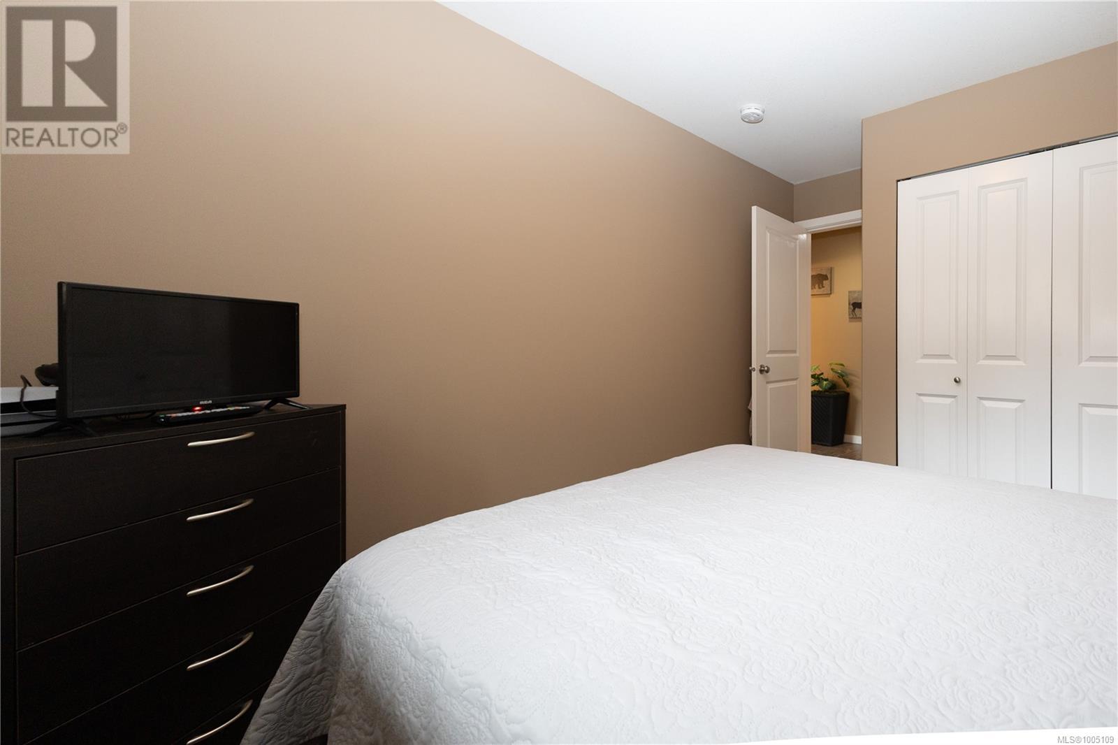 #3 1340 CREEKSIDE WAY - Image 30