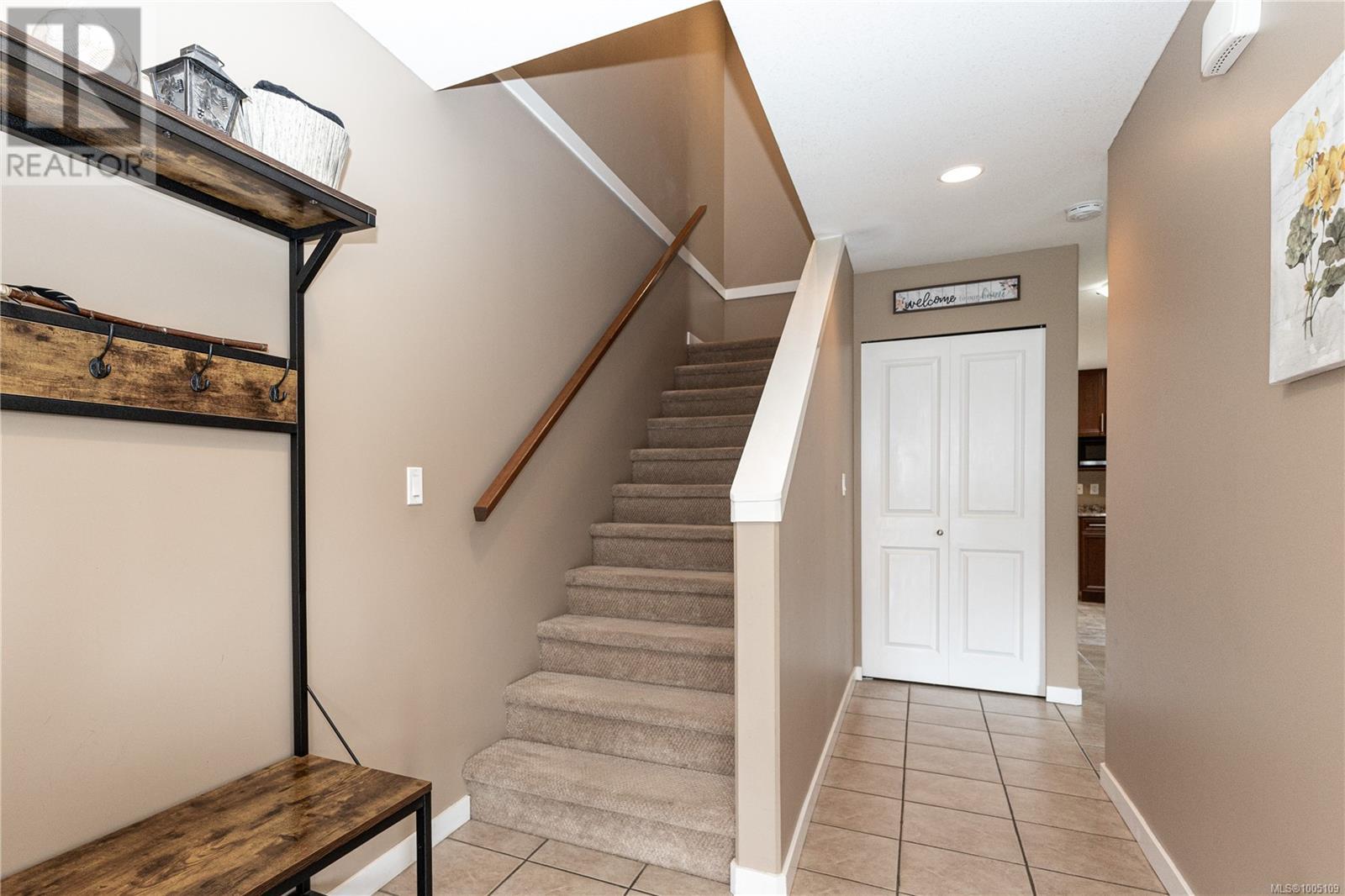 #3 1340 CREEKSIDE WAY - Image 4