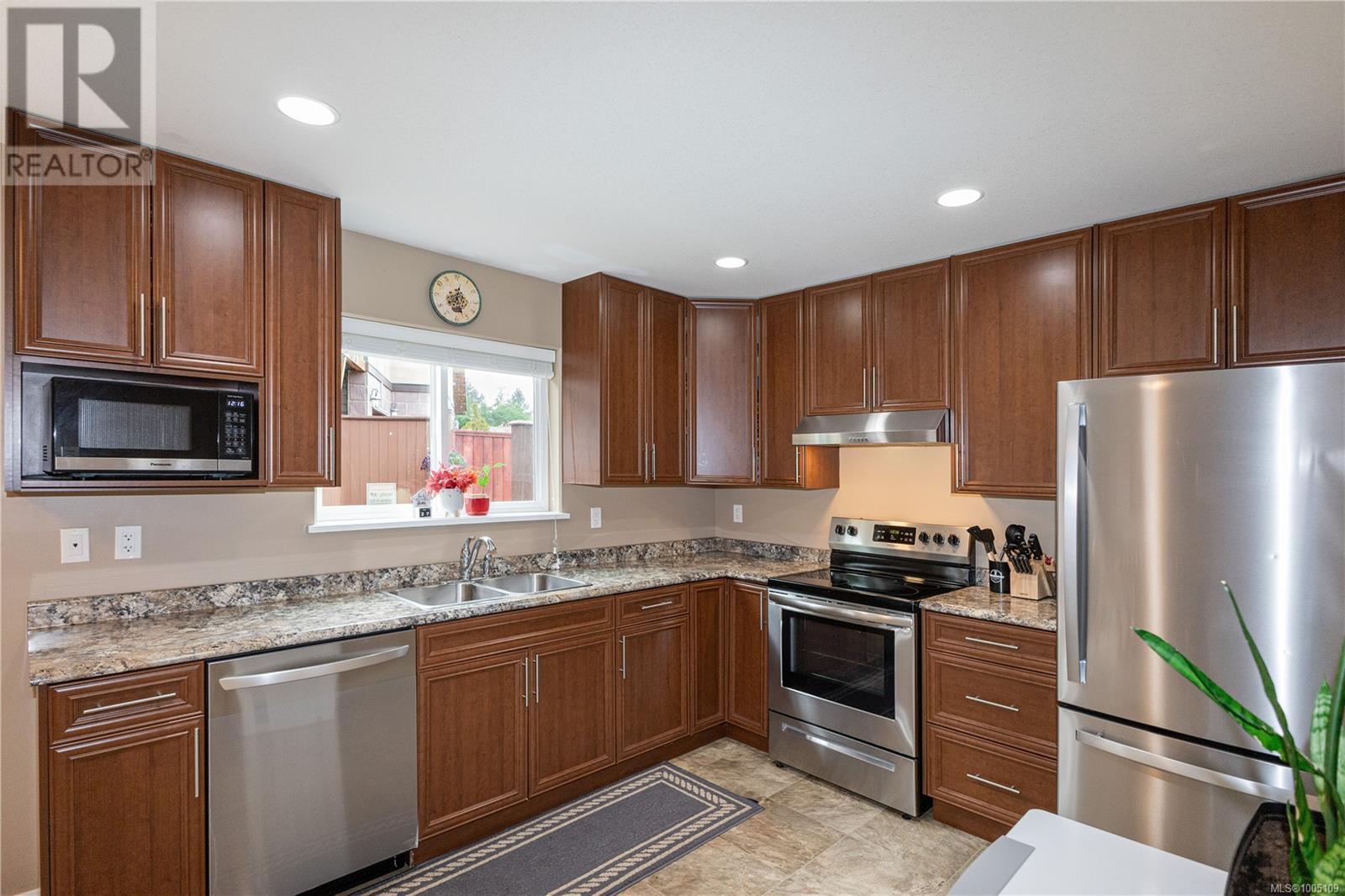 #3 1340 CREEKSIDE WAY - Image 6
