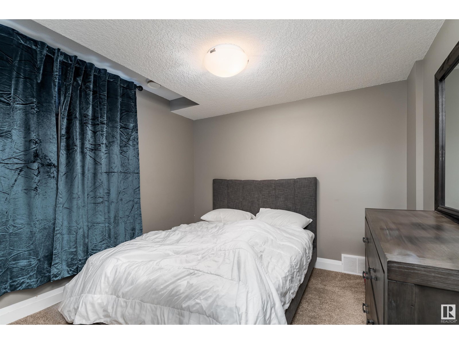 Photo 33 of 8438 Cushing Co Sw, Edmonton AB