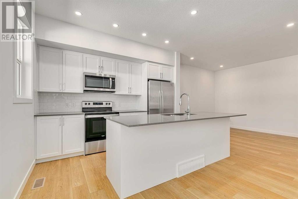 Single Family House for Sale in   Belvedere Point SE Belvedere Calgary 
