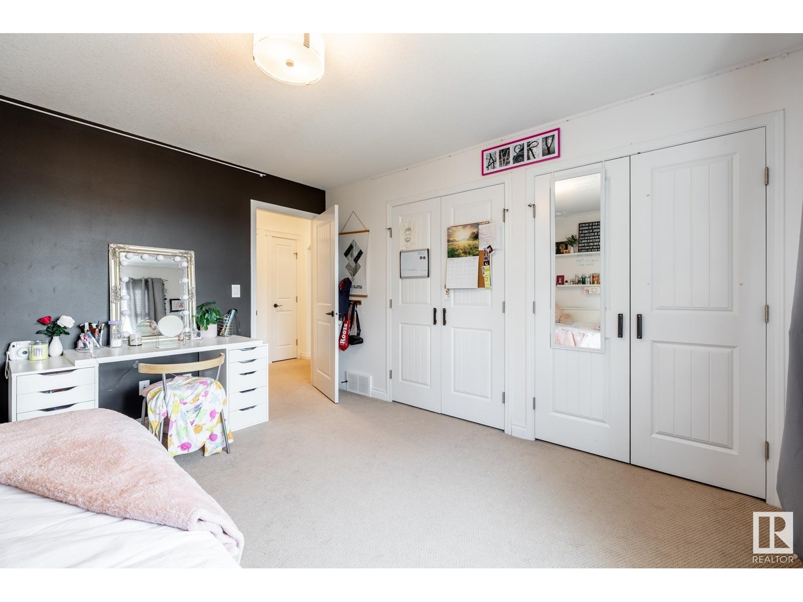 Photo 31 of 17436 108 St Nw, Edmonton AB