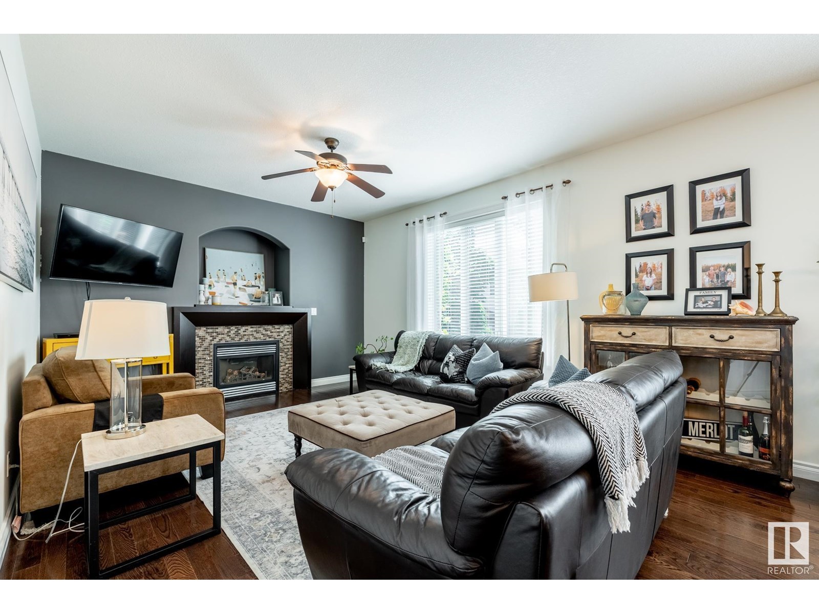 Photo 13 of 17436 108 St Nw, Edmonton AB