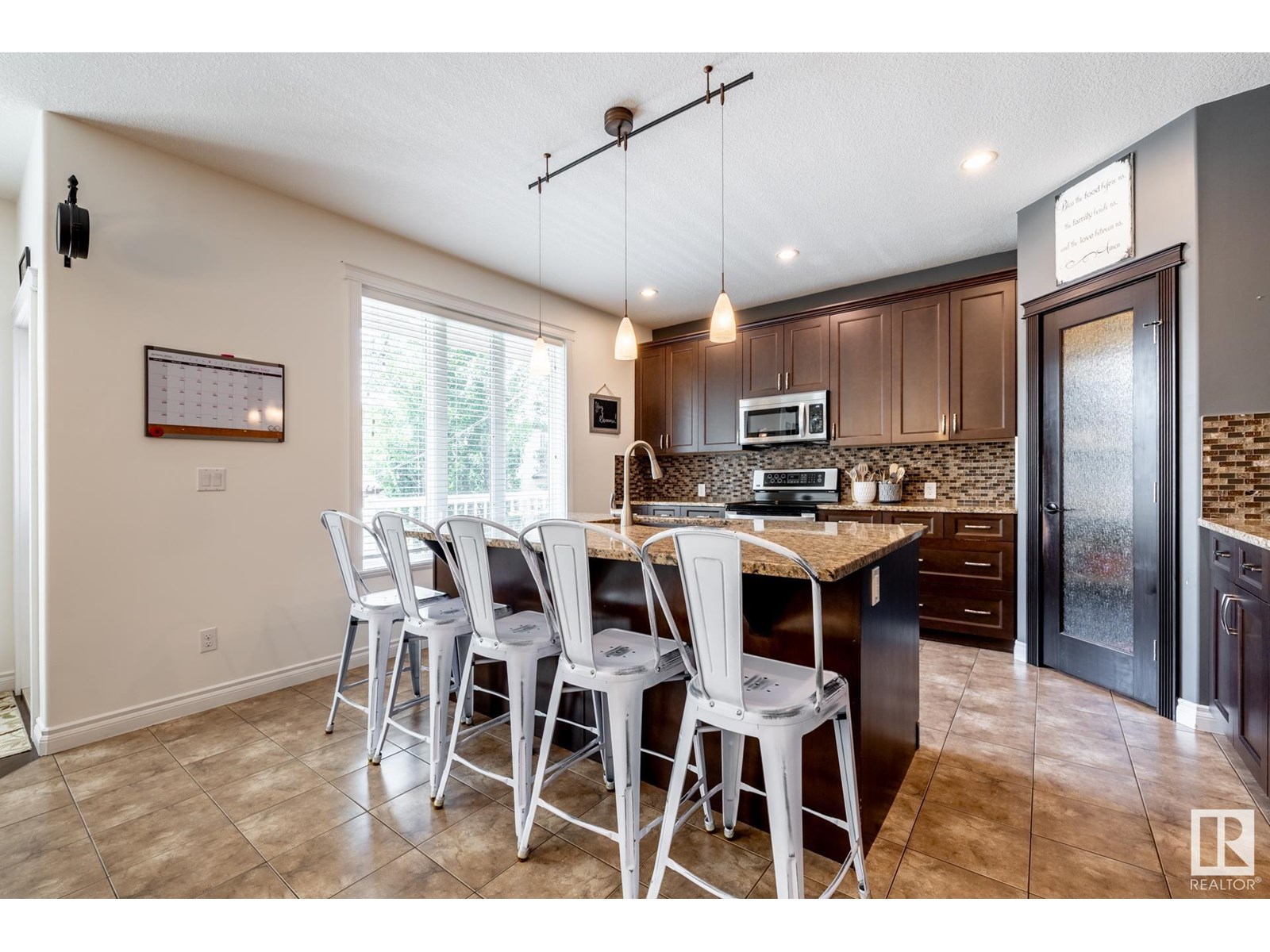Photo 17 of 17436 108 St Nw, Edmonton AB