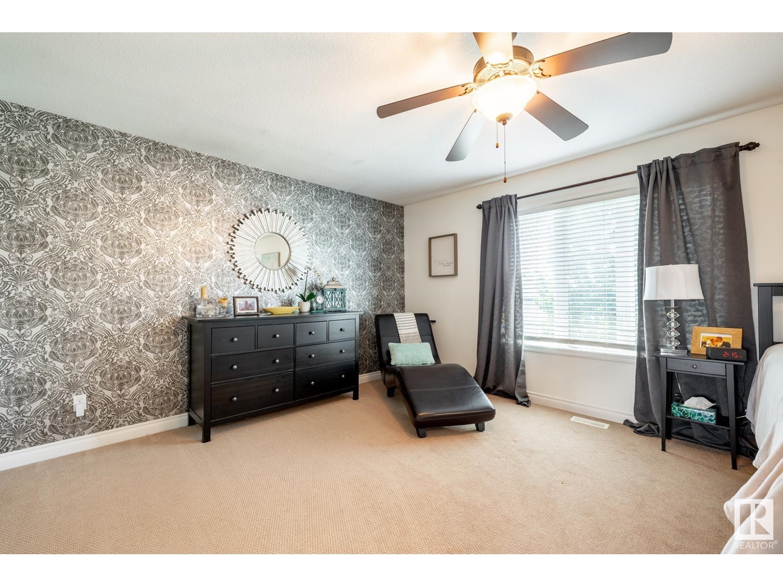 Photo 39 of 17436 108 St Nw, Edmonton AB