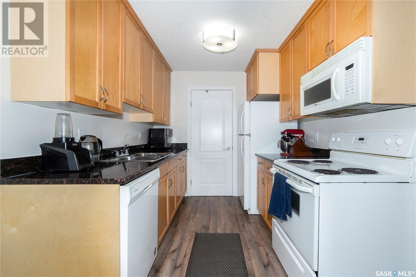 Single Family House Low rise for Sale in   D McKercher DRIVE Saskatoon 