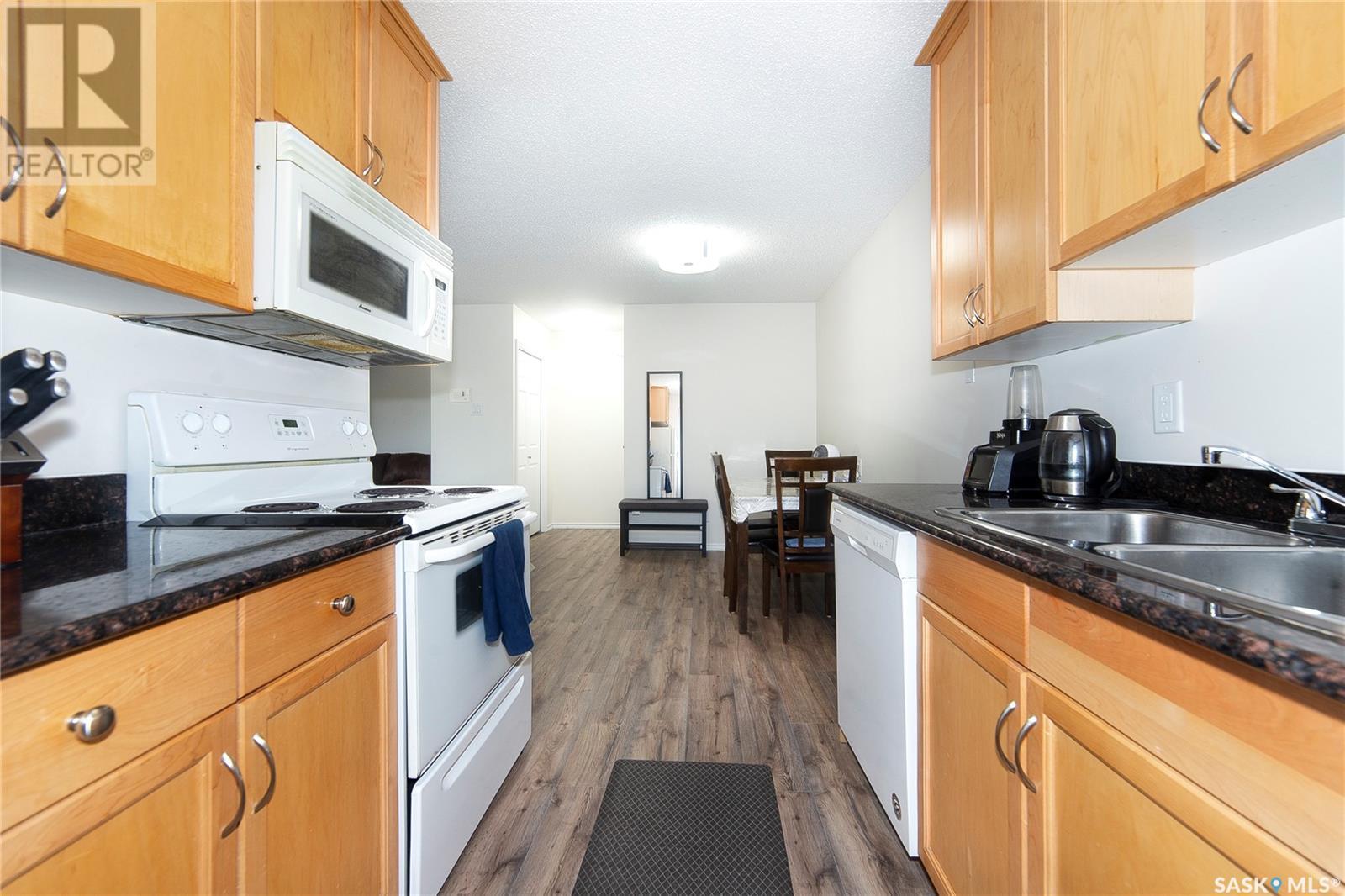 Single Family House Low rise for Sale in   D McKercher DRIVE Saskatoon 