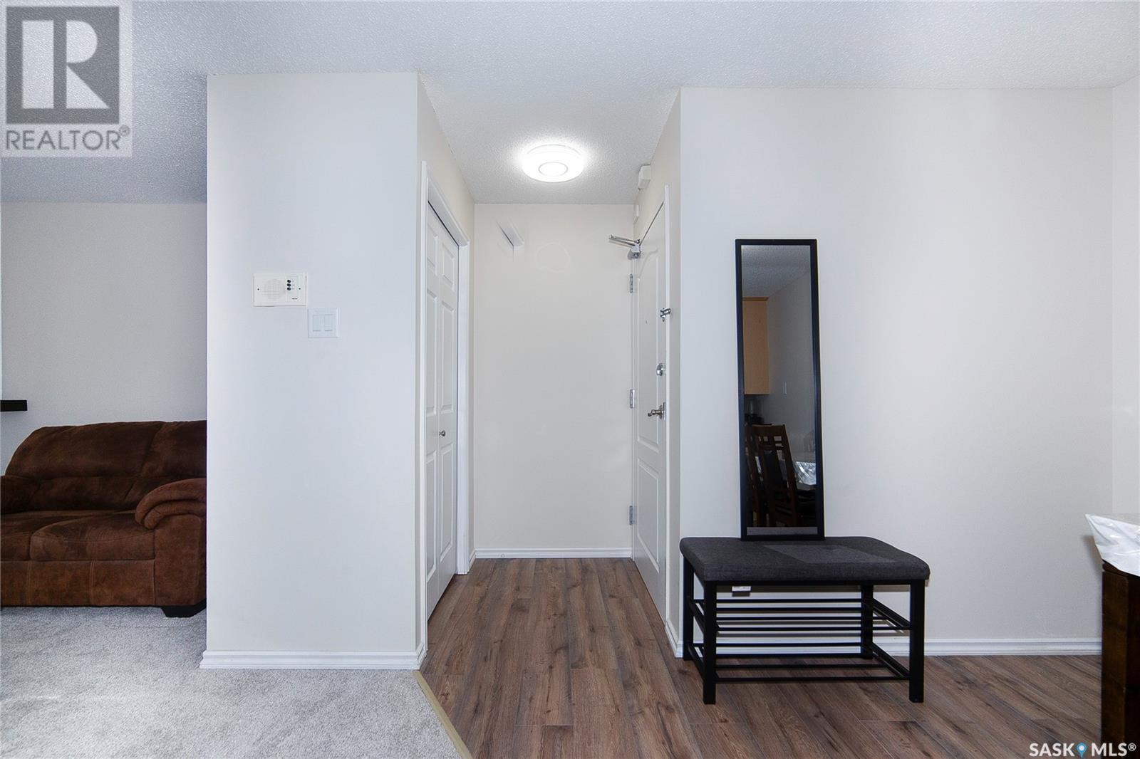 Single Family House Low rise for Sale in   D McKercher DRIVE Saskatoon 
