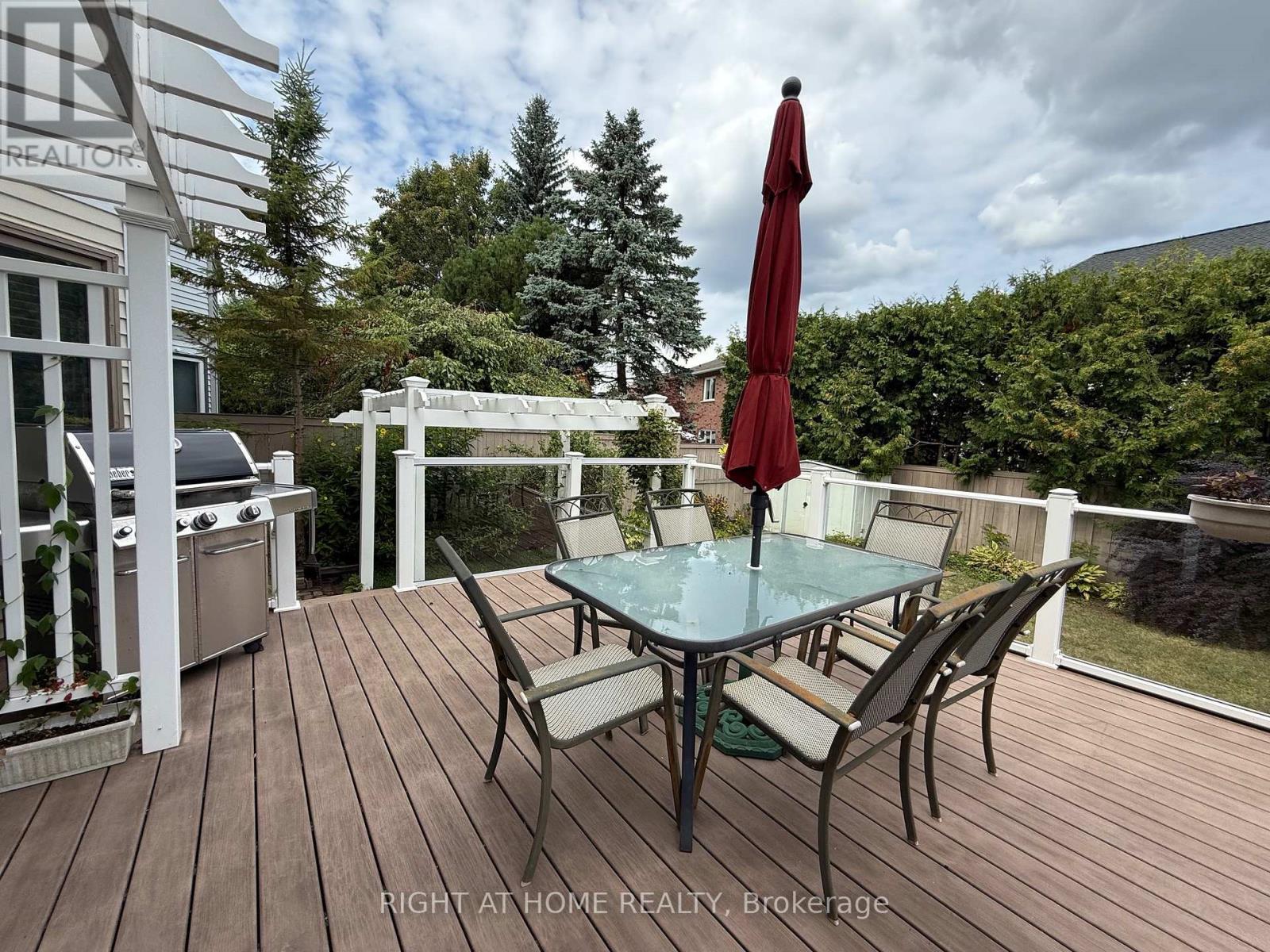 Photo 42 of 21 Hime Crescent, Ottawa ON