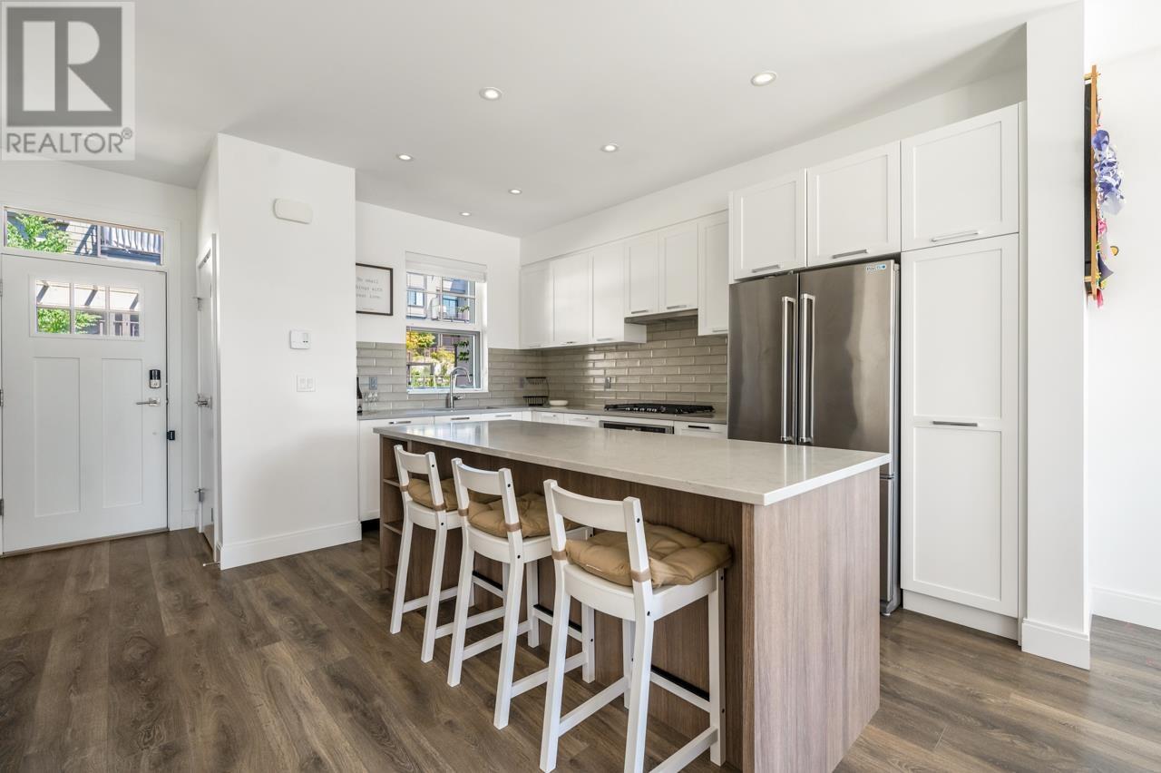 Photo 4 of 195 1290 Mitchell Street, Coquitlam BC
