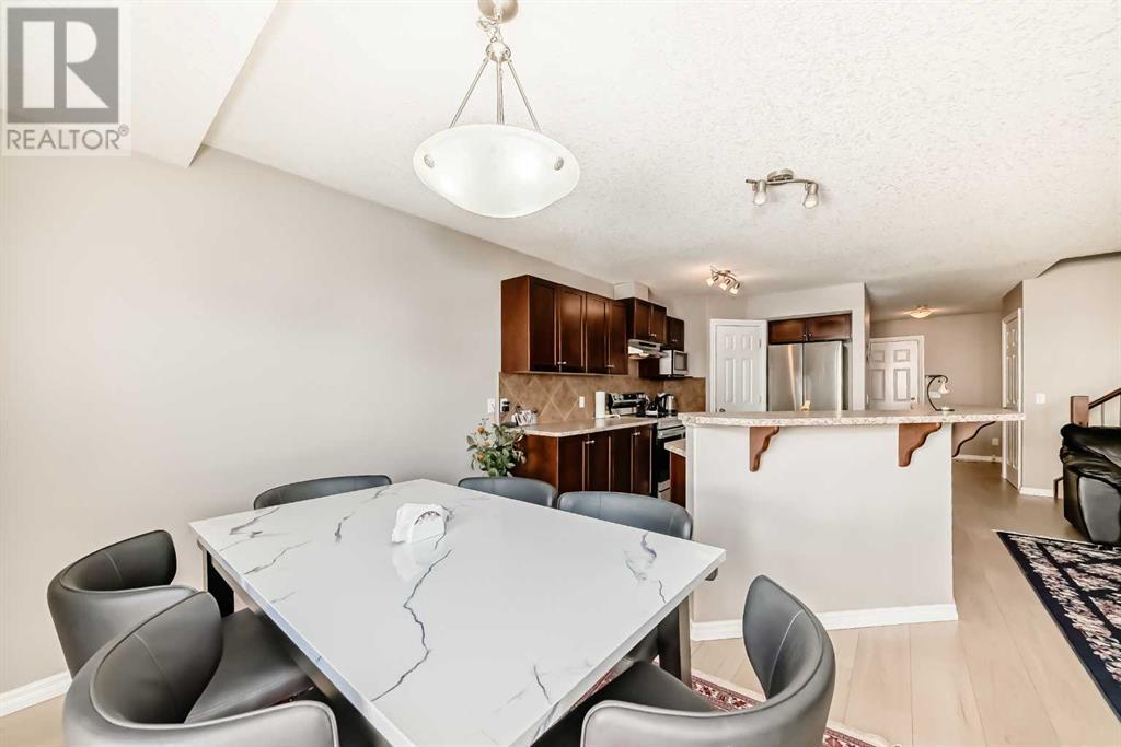 Single Family House for Sale in  Royal Crest View NW Royal Oak Calgary 