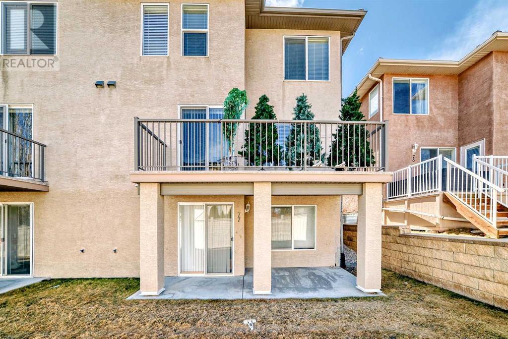 Single Family House for Sale in  Royal Crest View NW Royal Oak Calgary 