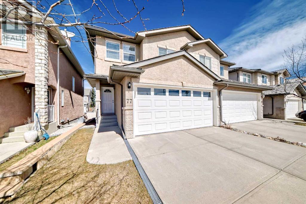 Single Family House for Sale in  Royal Crest View NW Royal Oak Calgary 