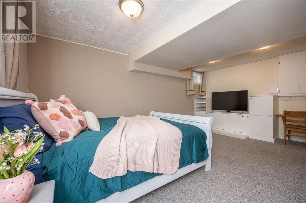 Single Family House for Sale in  Beddington Way NE Beddington Heights Calgary 