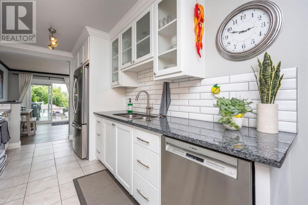 Single Family House for Sale in  Beddington Way NE Beddington Heights Calgary 
