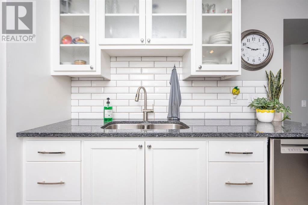 Single Family House for Sale in  Beddington Way NE Beddington Heights Calgary 