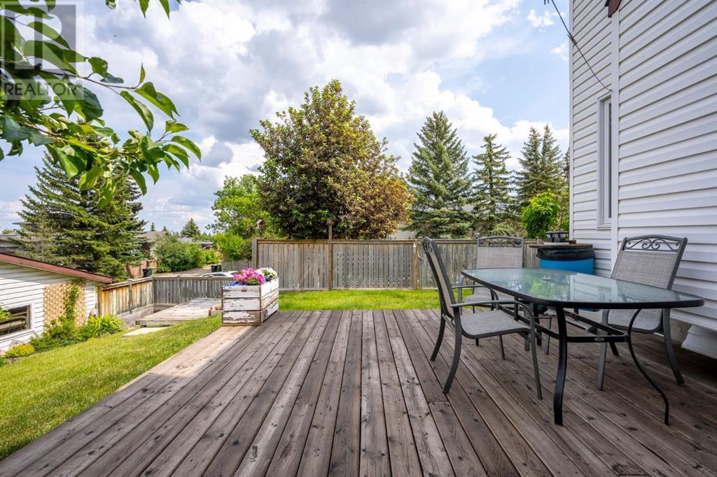 Single Family House for Sale in  Beddington Way NE Beddington Heights Calgary 