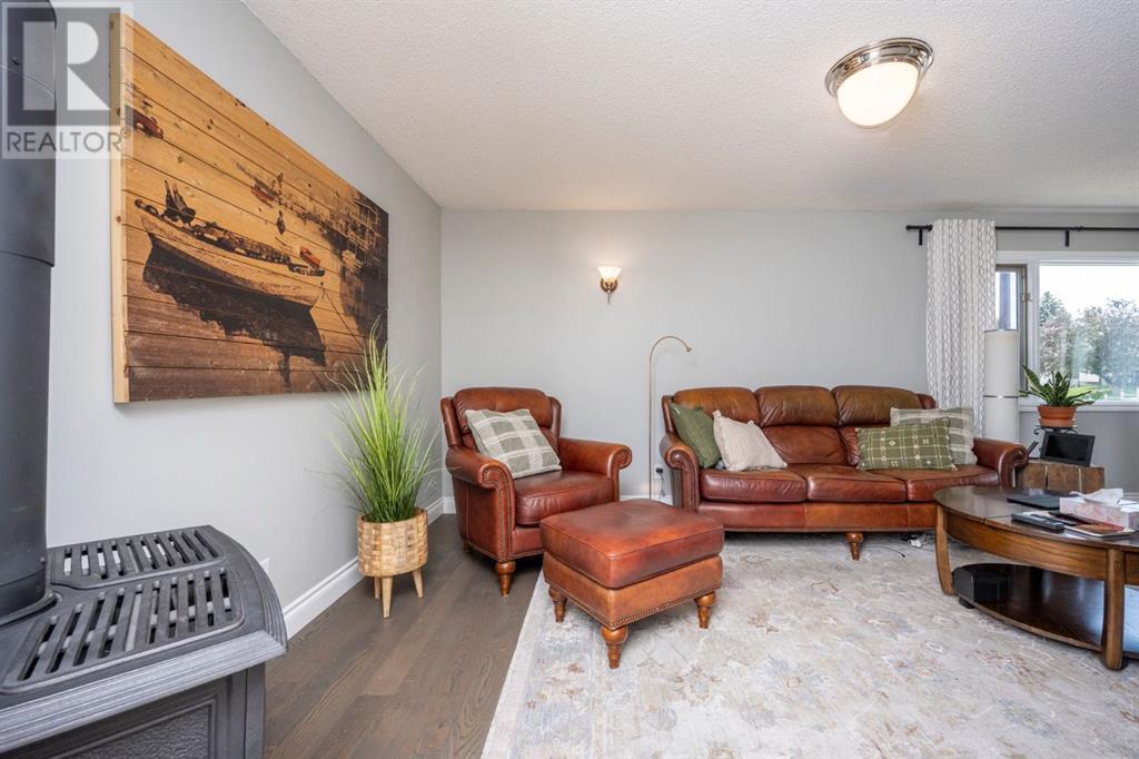 Single Family House for Sale in  Beddington Way NE Beddington Heights Calgary 