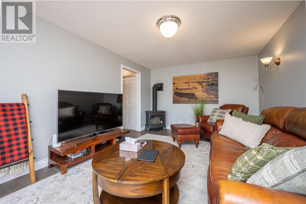 Single Family House for Sale in  Beddington Way NE Beddington Heights Calgary 