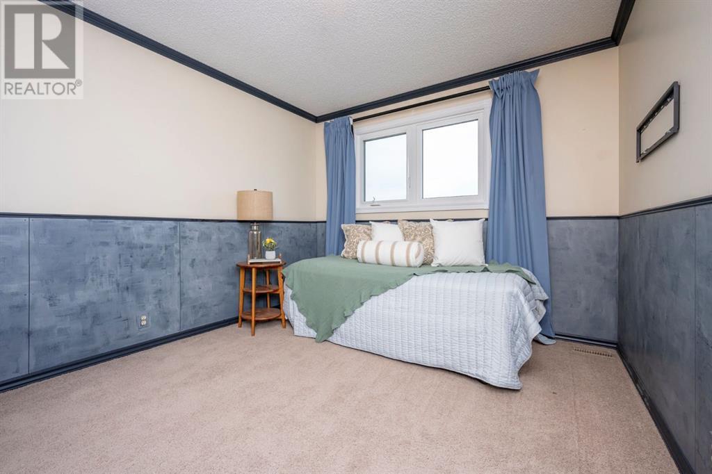Single Family House for Sale in  Beddington Way NE Beddington Heights Calgary 