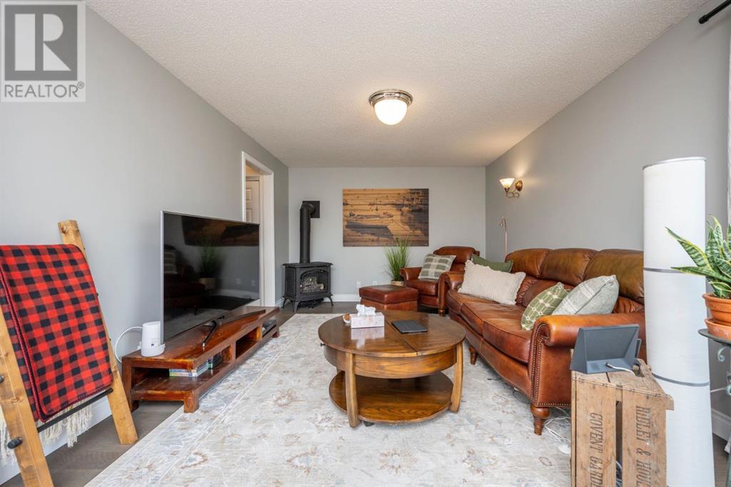 Single Family House for Sale in  Beddington Way NE Beddington Heights Calgary 
