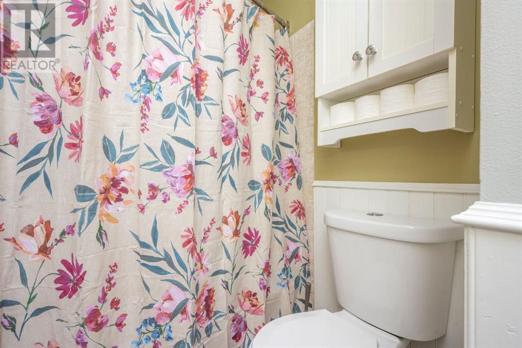 Single Family House for Sale in  Beddington Way NE Beddington Heights Calgary 