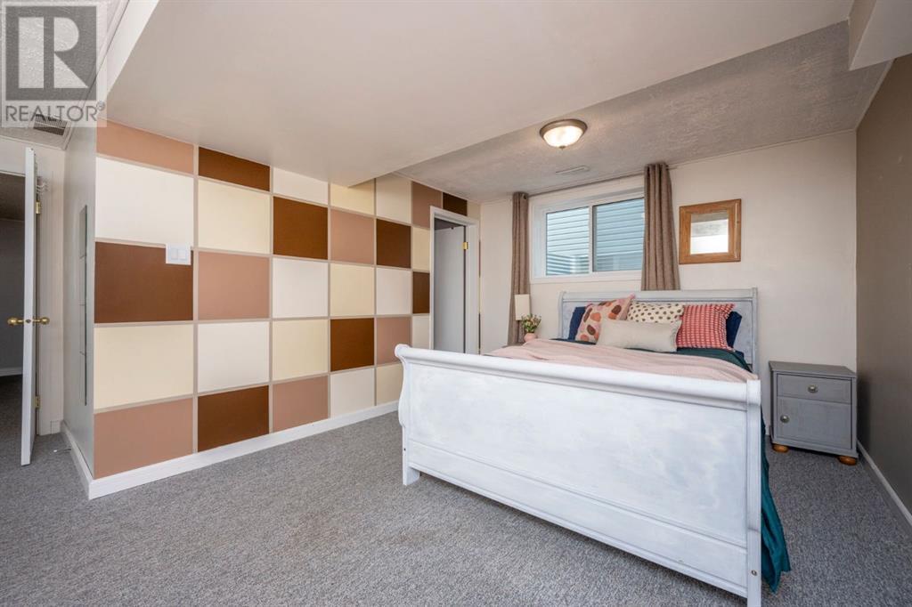 Single Family House for Sale in  Beddington Way NE Beddington Heights Calgary 