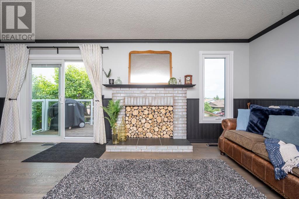 Single Family House for Sale in  Beddington Way NE Beddington Heights Calgary 