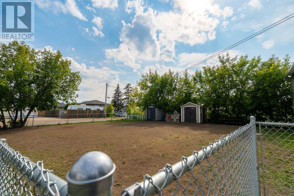Business for Sale in  Hillcrest Drive Mountview Grande Prairie 