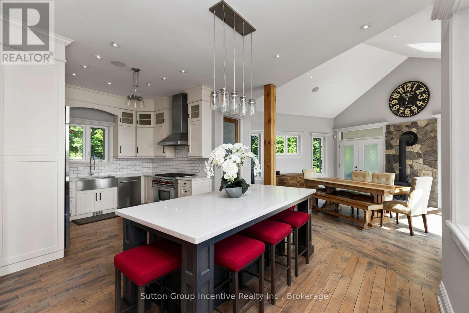 Photo 14 of 15 Gordon Point Lane, Seguin ON